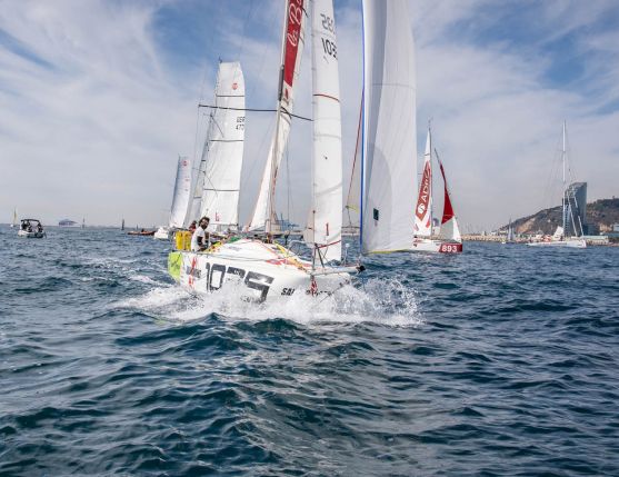 Regata de veleros en Port Fòrum