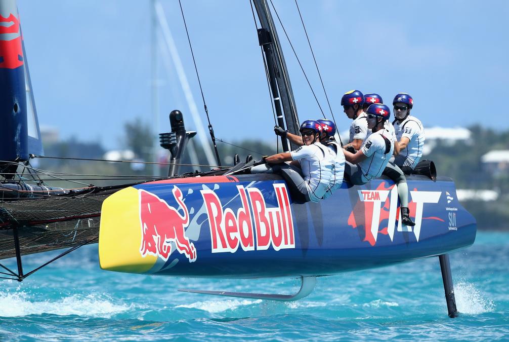 Velero Red Bull en la America's Cup