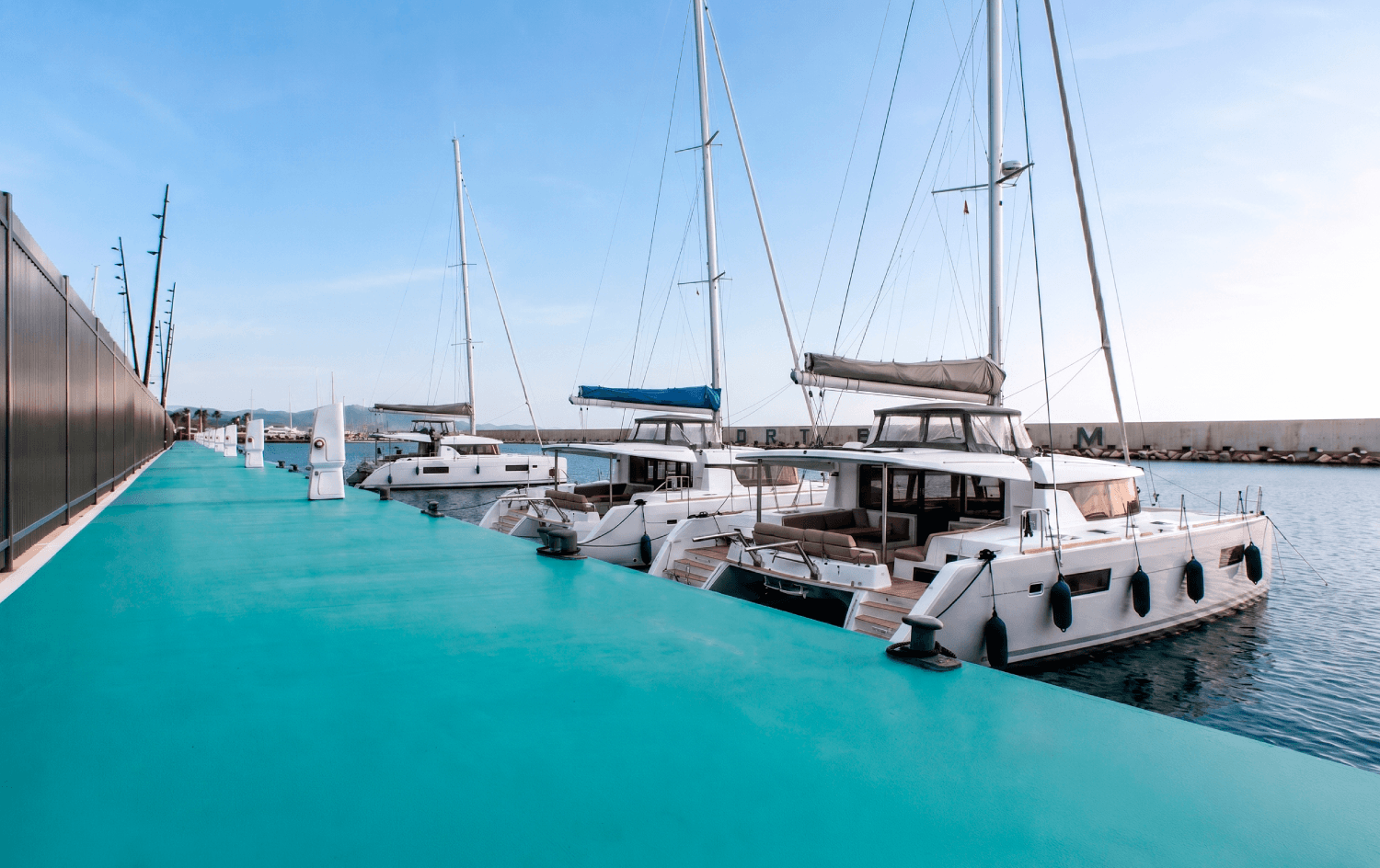 Catamarans al port